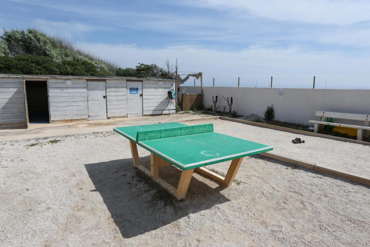 Appartements Acces Prive Plage De La Bergerie Hyeres Luaran gambar